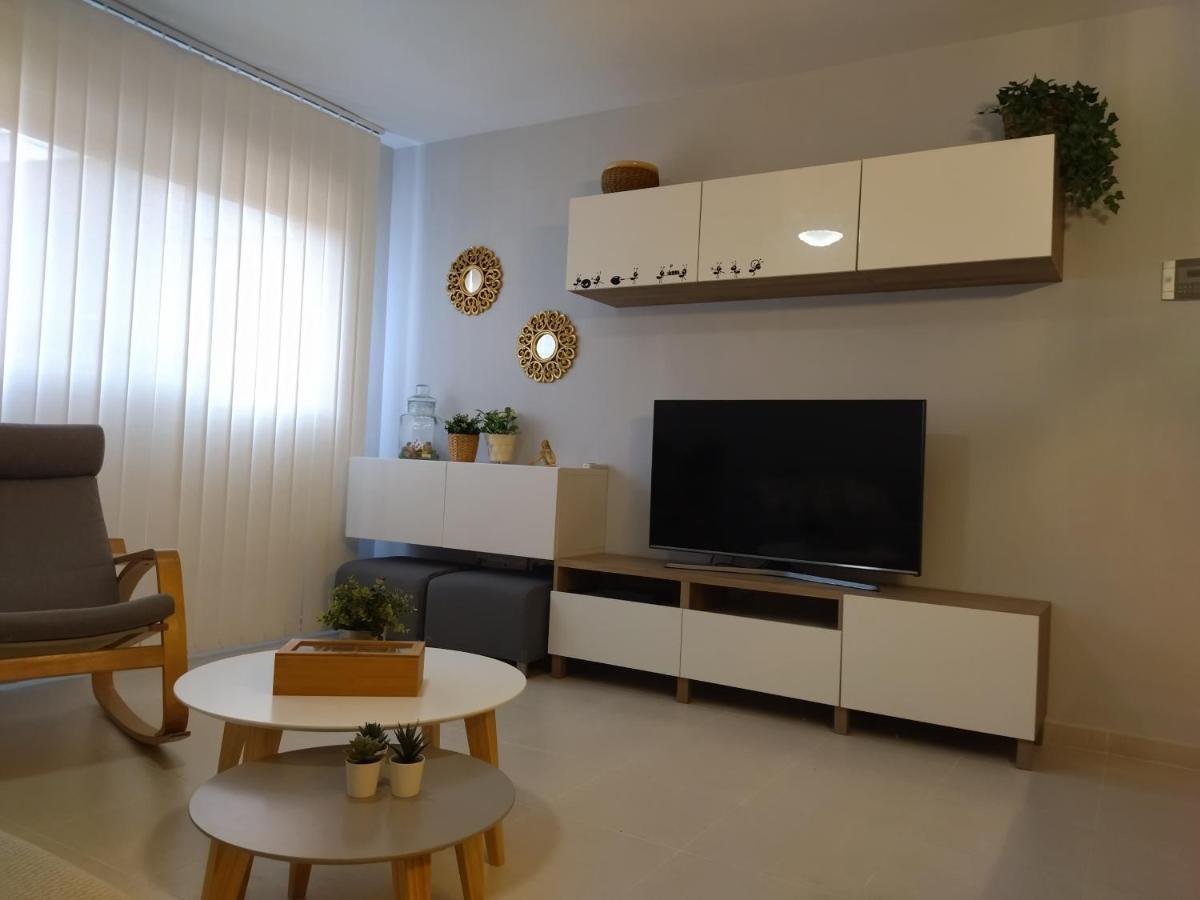 Carme Apartamento Hospitalet De L'Infant Exterior foto