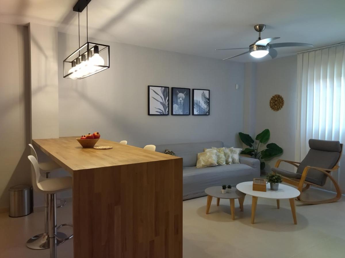 Carme Apartamento Hospitalet De L'Infant Exterior foto