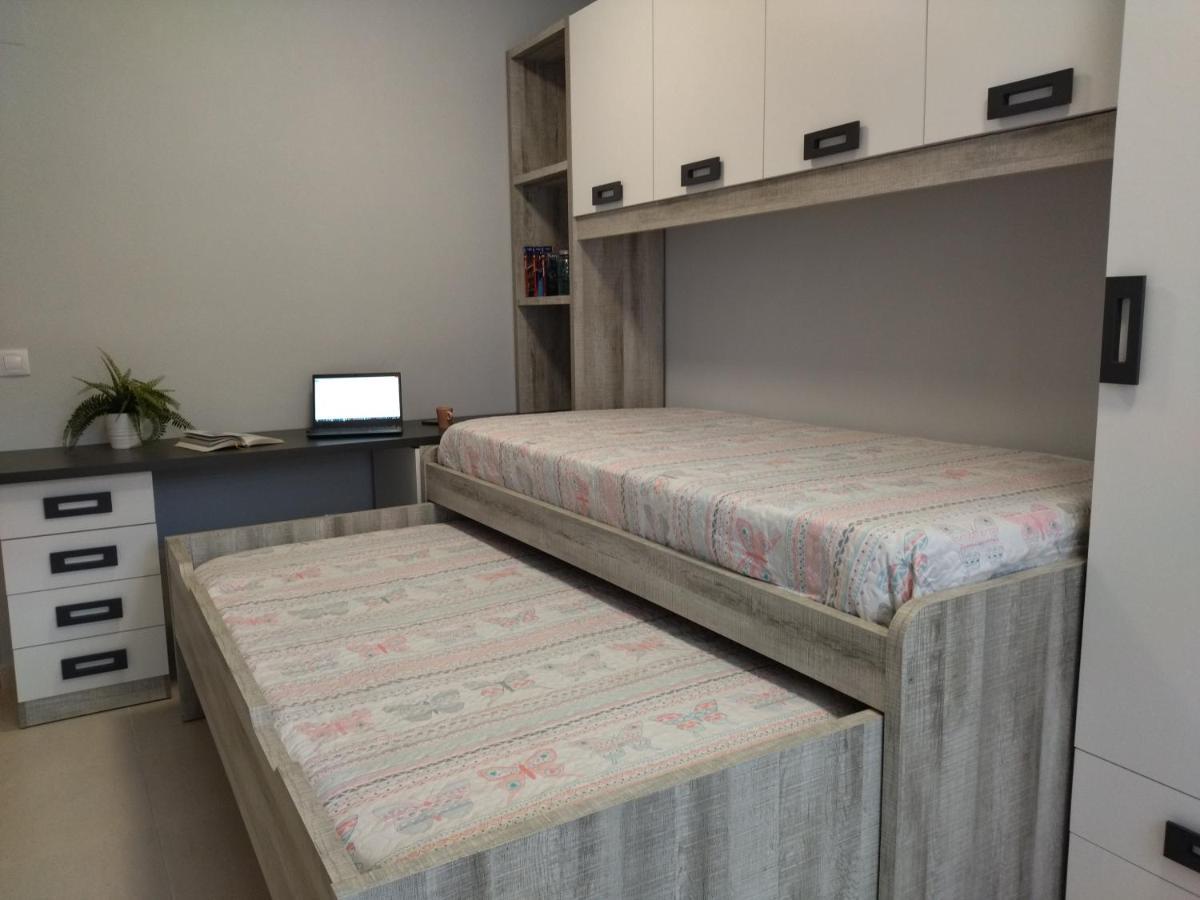 Carme Apartamento Hospitalet De L'Infant Exterior foto