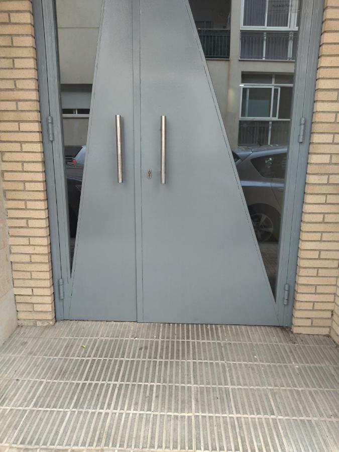 Carme Apartamento Hospitalet De L'Infant Exterior foto